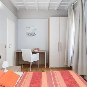 Spanish Steps House Vittoria Apartamento Roma