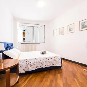 Prione's Apartamento Génova